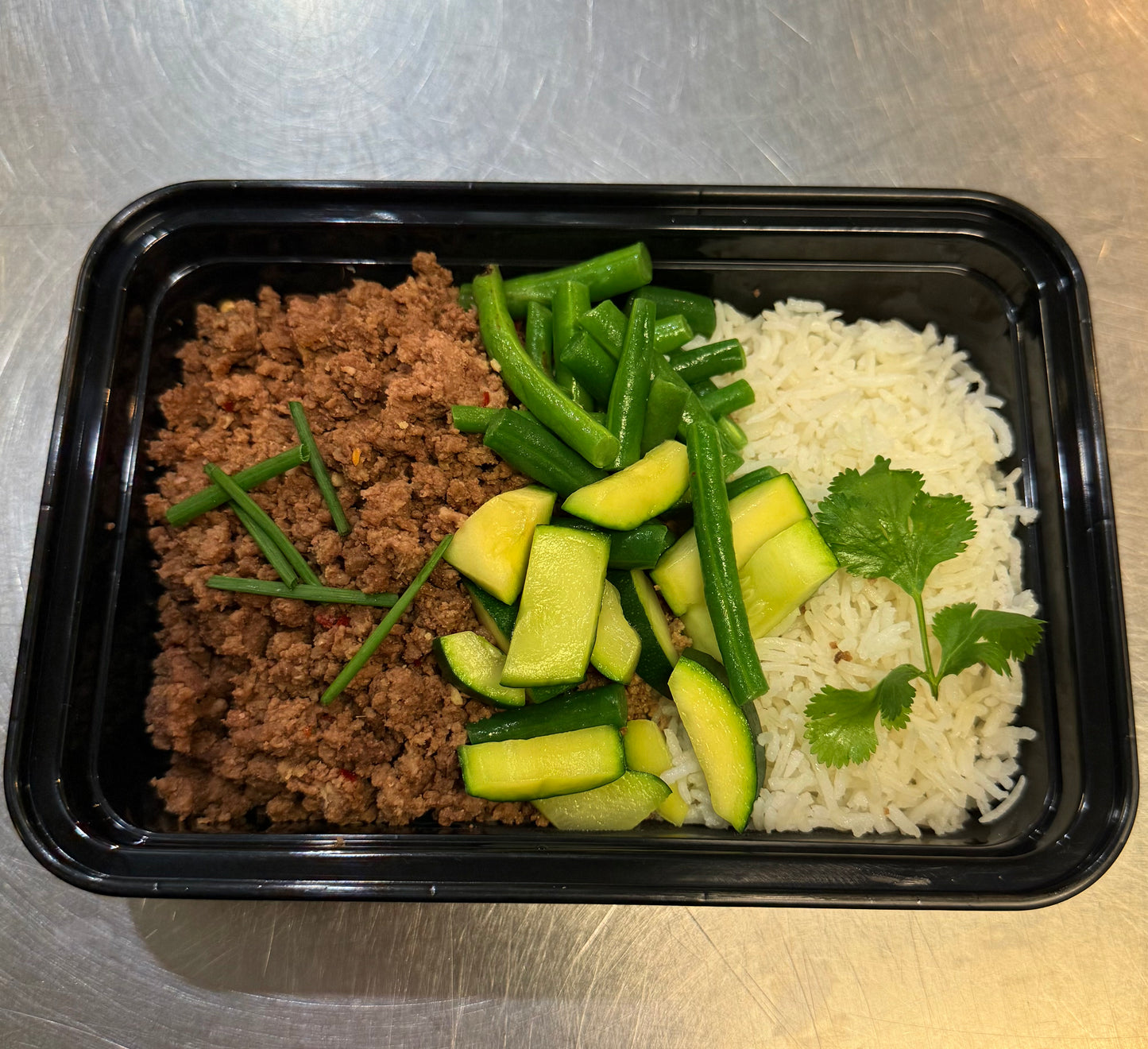 Lily's Fitness Gym - Fresh Meals & ONOs